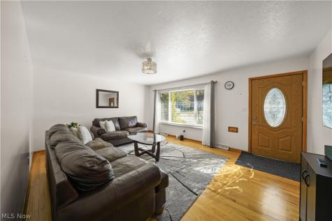 6100 Sandy Hook Drive Parma OH 44134