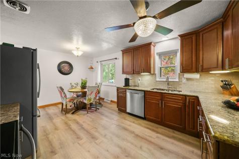 6100 Sandy Hook Drive Parma OH 44134
