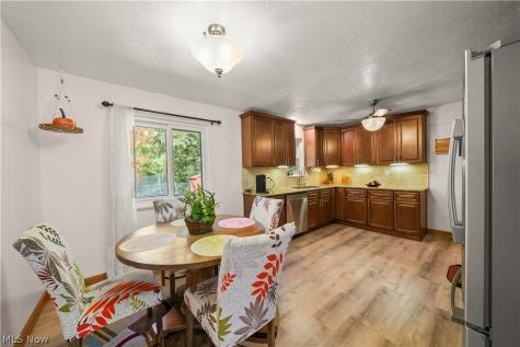 6100 Sandy Hook Drive Parma OH 44134