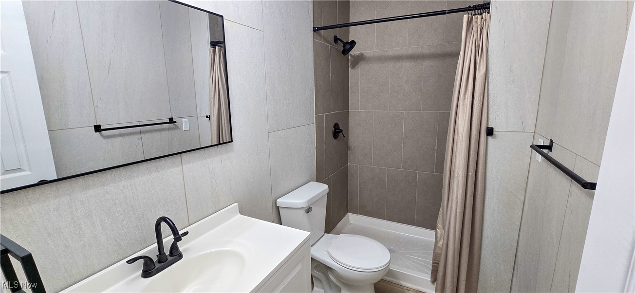 907 Plum Street Fairport Harbor OH 44077