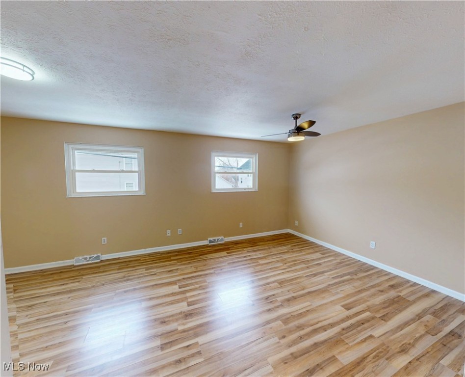 907 Plum Street Fairport Harbor OH 44077