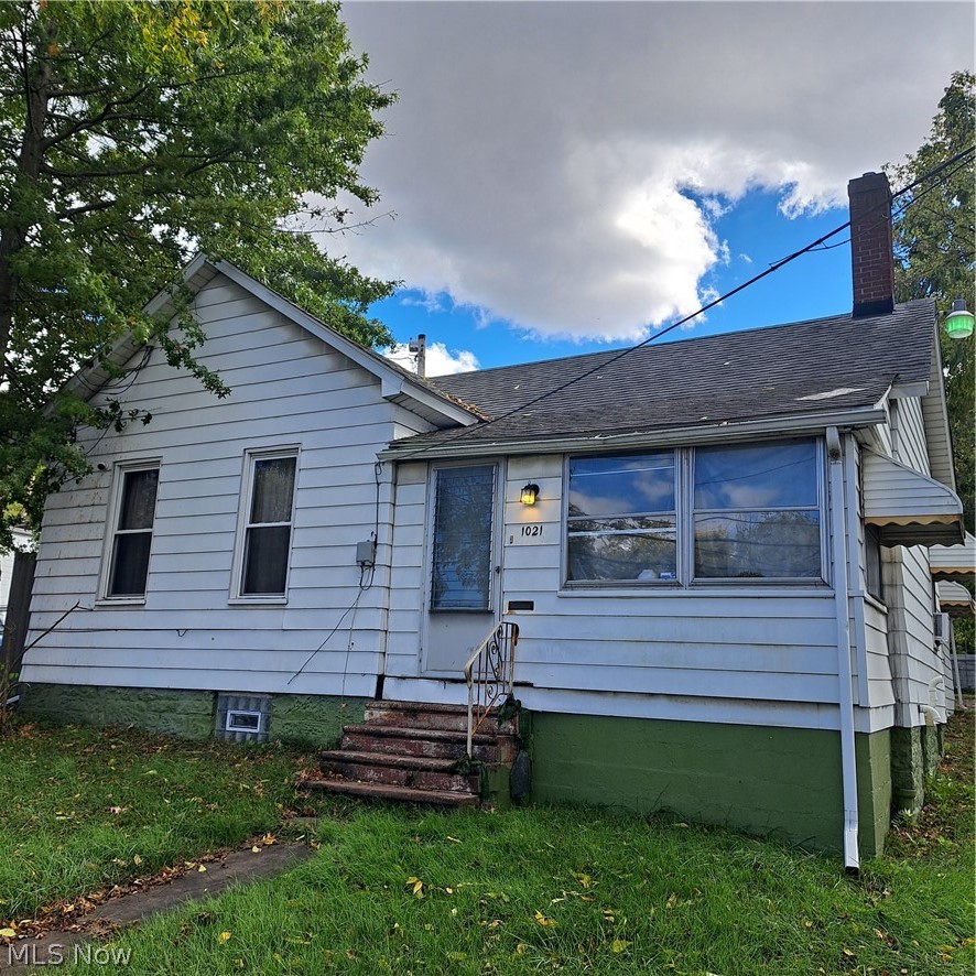 1021 Oak Street Youngstown OH 44506