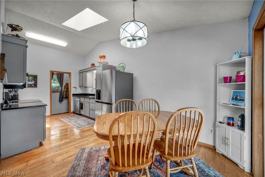 2608 Pine Oak Court Niles OH 44446