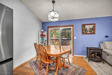 2608 Pine Oak Court Niles OH 44446