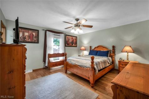 2608 Pine Oak Court Niles OH 44446