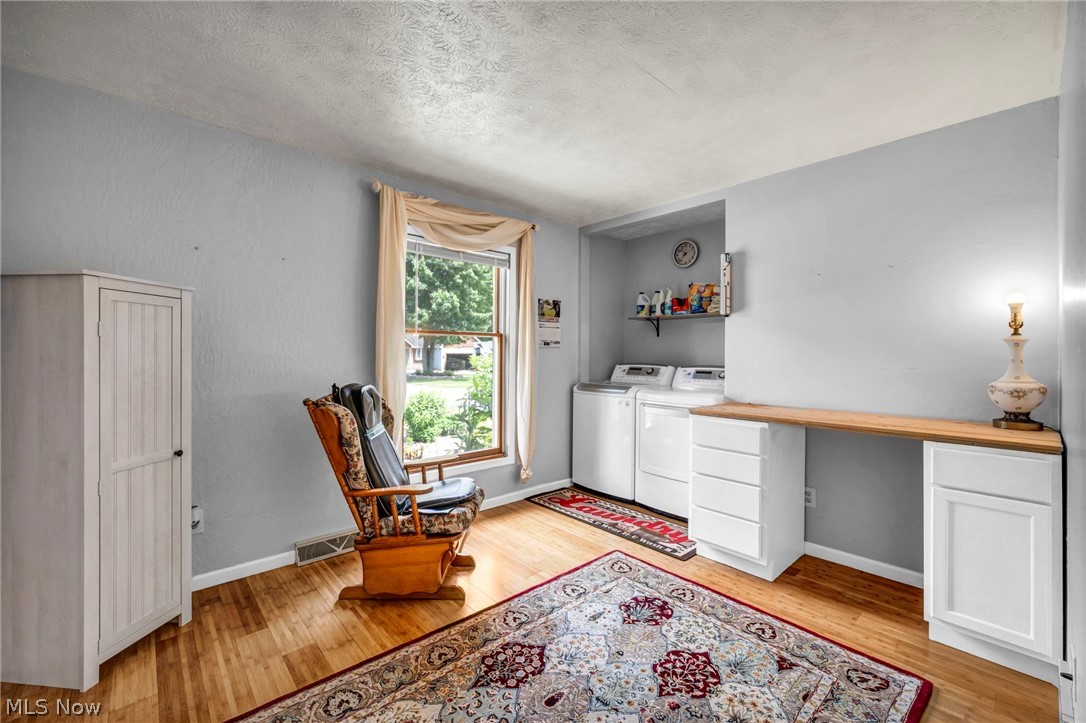 2608 Pine Oak Court Niles OH 44446
