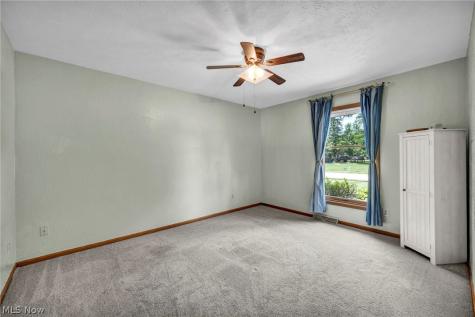2608 Pine Oak Court Niles OH 44446