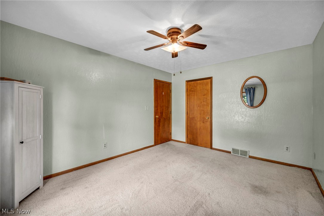 2608 Pine Oak Court Niles OH 44446