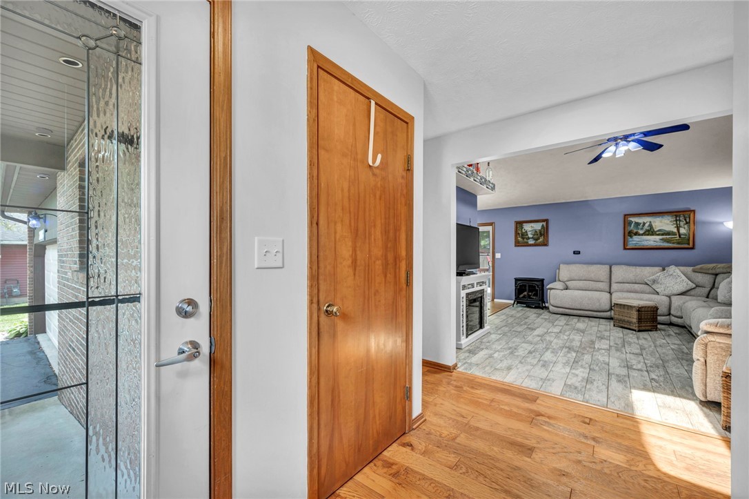 2608 Pine Oak Court Niles OH 44446