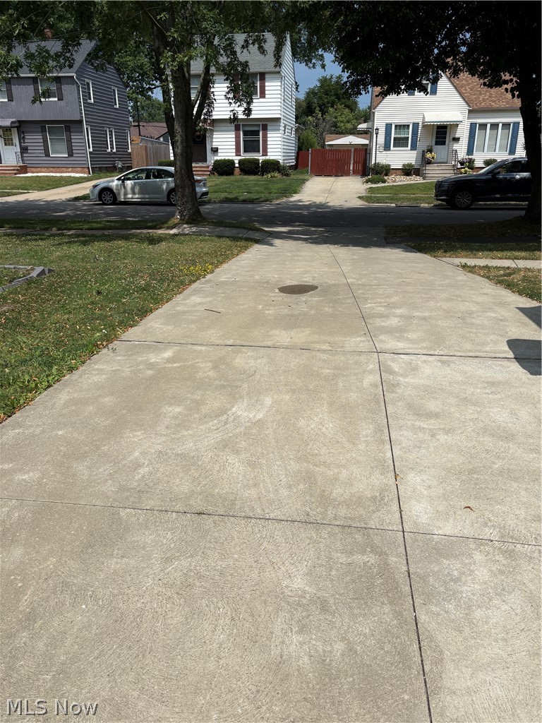 3007 Ingleside Drive Parma OH 44134