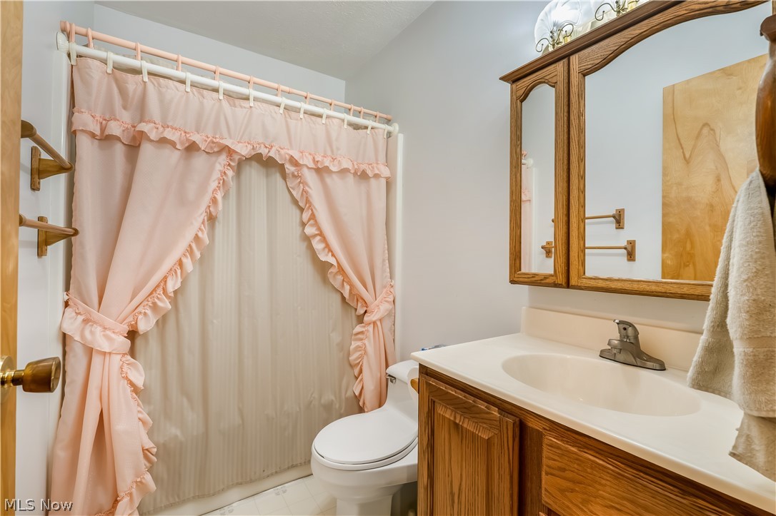 5010 State Route 307 Geneva OH 44041