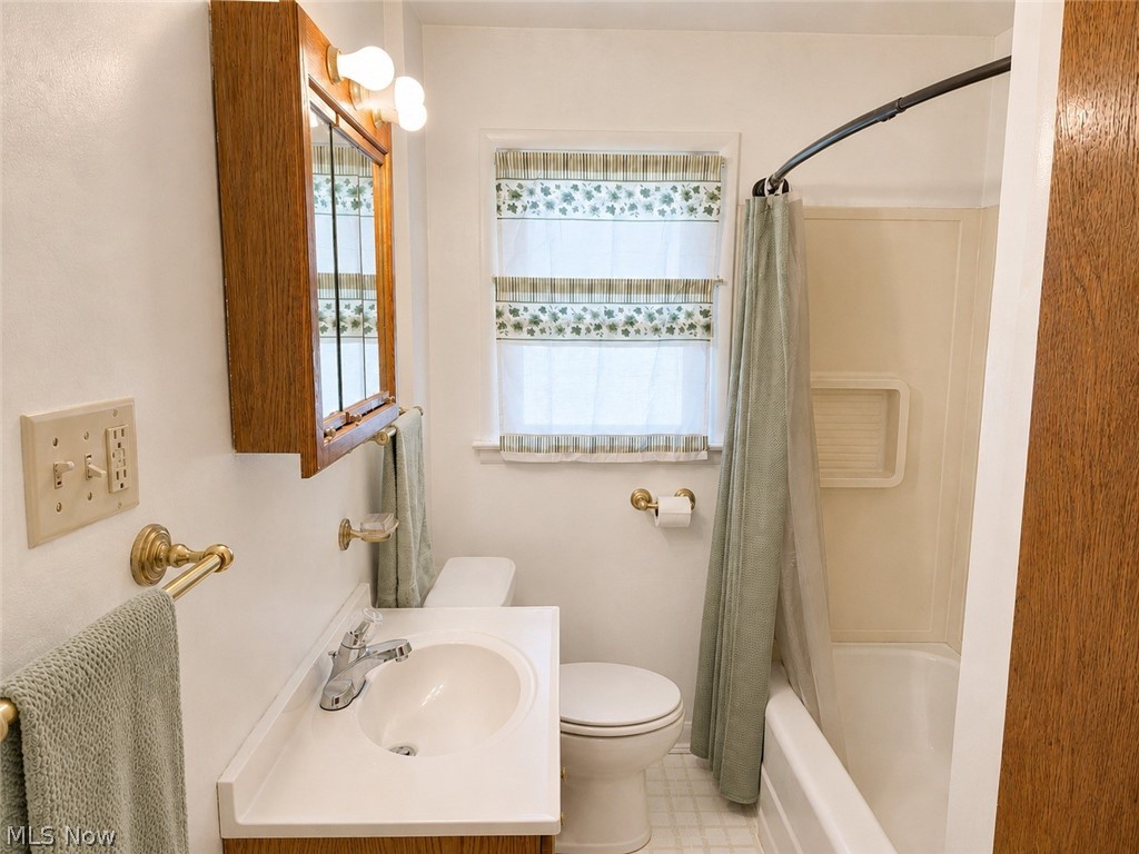 503 Ripley Avenue Akron OH 44312