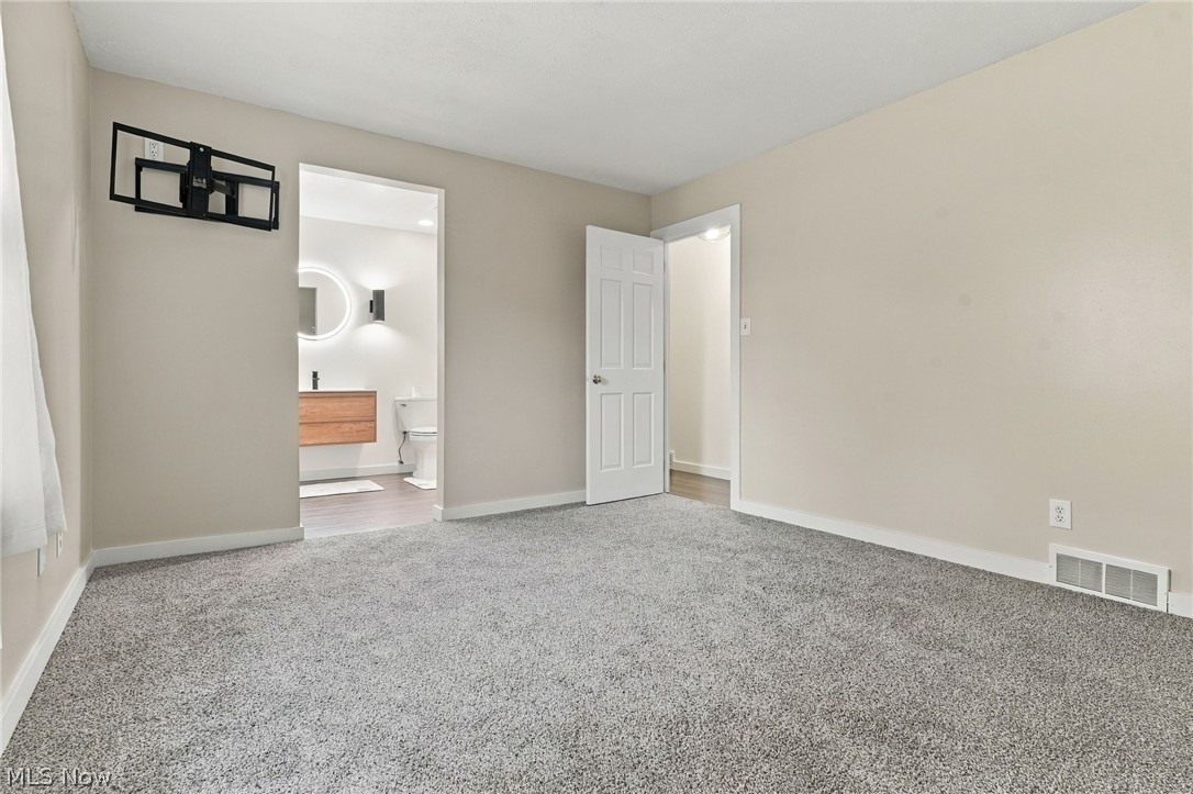 814 3rd Street NE New Philadelphia OH 44663
