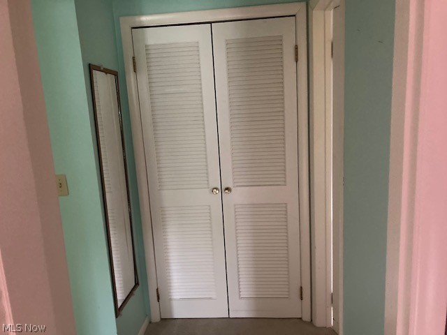 8770 Squirrel Hill Warren OH 44484
