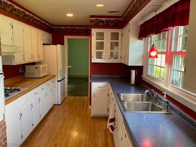 8770 Squirrel Hill Warren OH 44484