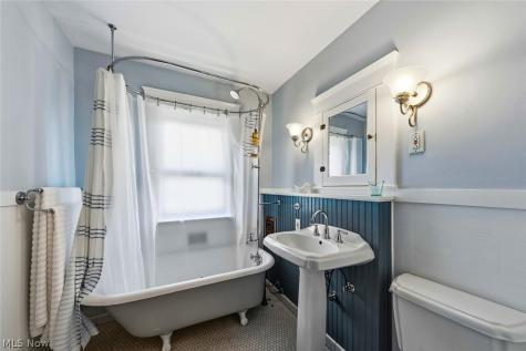 4111 Spokane Avenue Cleveland OH 44109