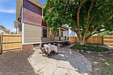 4111 Spokane Avenue Cleveland OH 44109