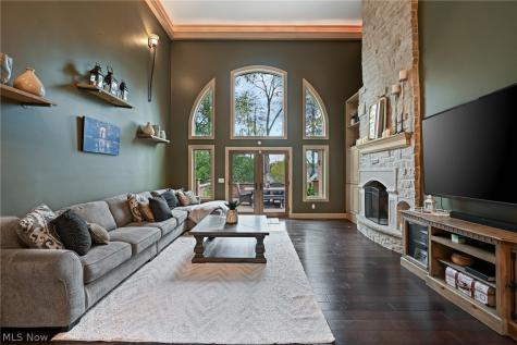 2942 Torrey Pines Circle NW Canton OH 44708