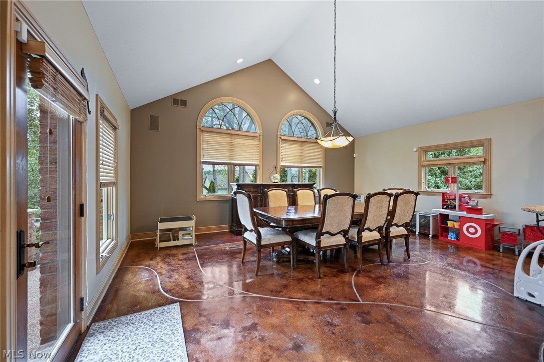 2942 Torrey Pines Circle NW Canton OH 44708