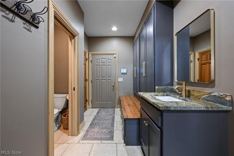 2942 Torrey Pines Circle NW Canton OH 44708