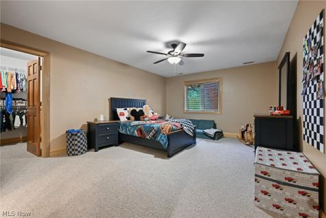 2942 Torrey Pines Circle NW Canton OH 44708