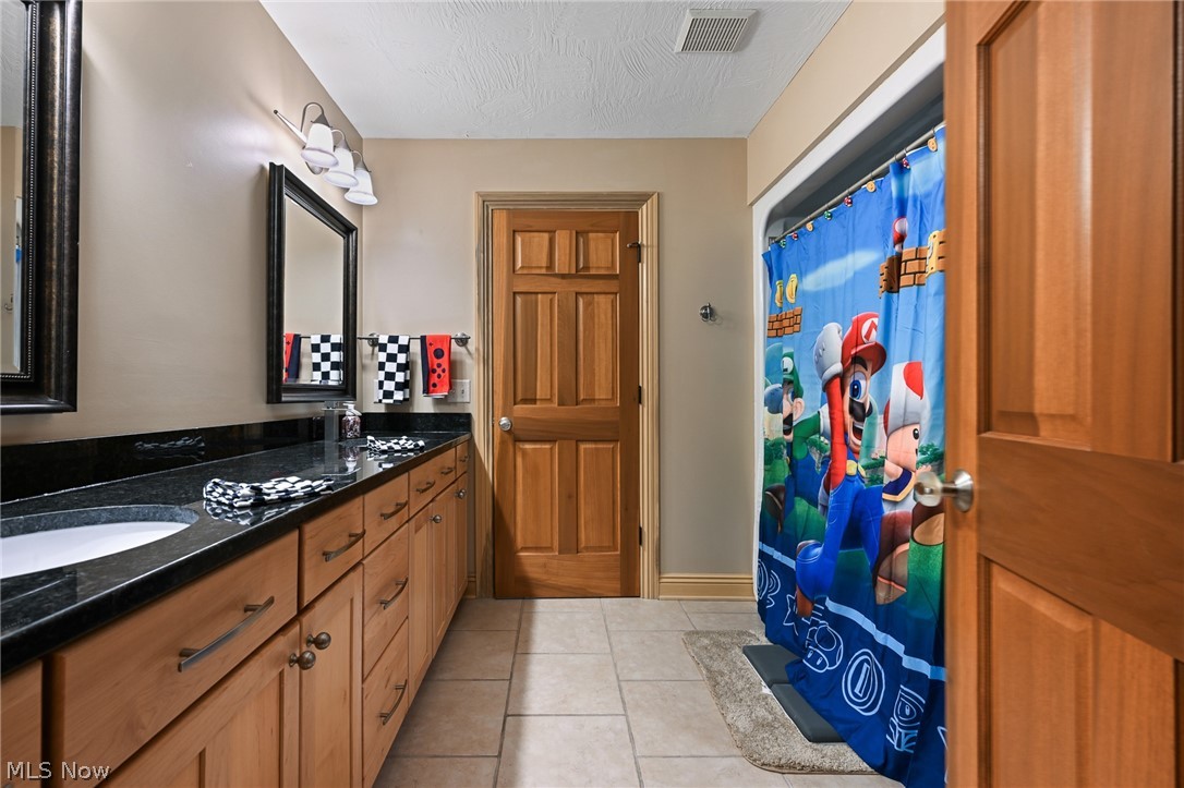 2942 Torrey Pines Circle NW Canton OH 44708