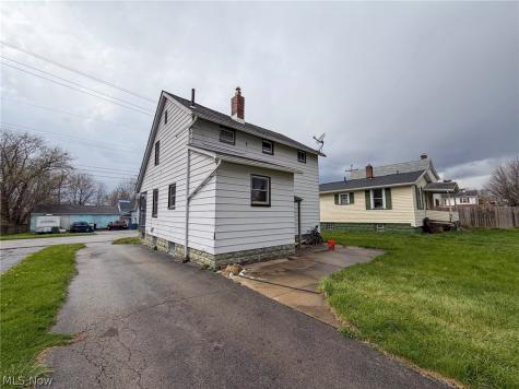 603 Belmont Avenue Niles OH 44446