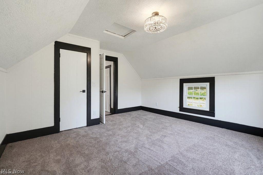 3477 Kinsley Drive NE Hartville OH 44632