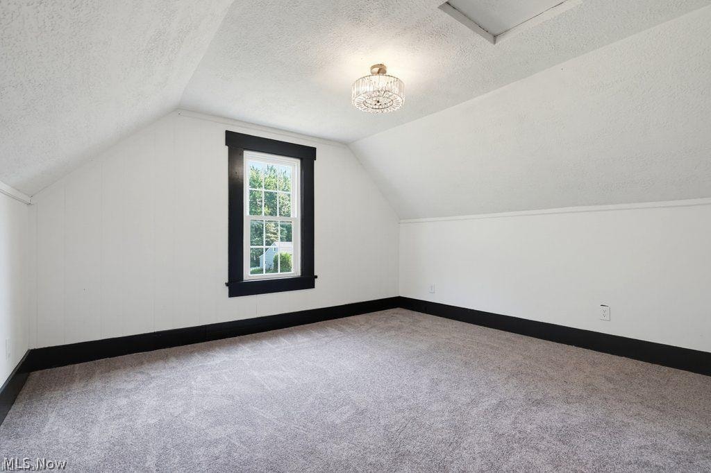 3477 Kinsley Drive NE Hartville OH 44632