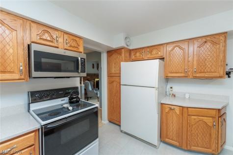 457 Edgewood Circle Berea OH 44017