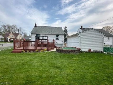 1061 Bell Court Elyria OH 44035