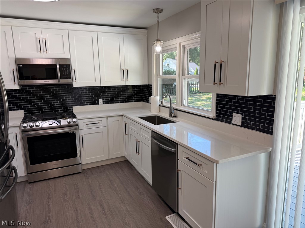 3045 Endicott Way Silver Lake OH 44224