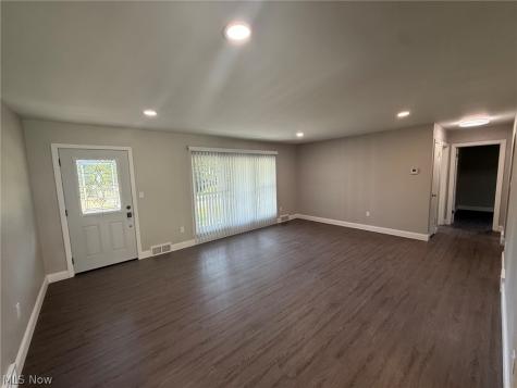 3045 Endicott Way Silver Lake OH 44224