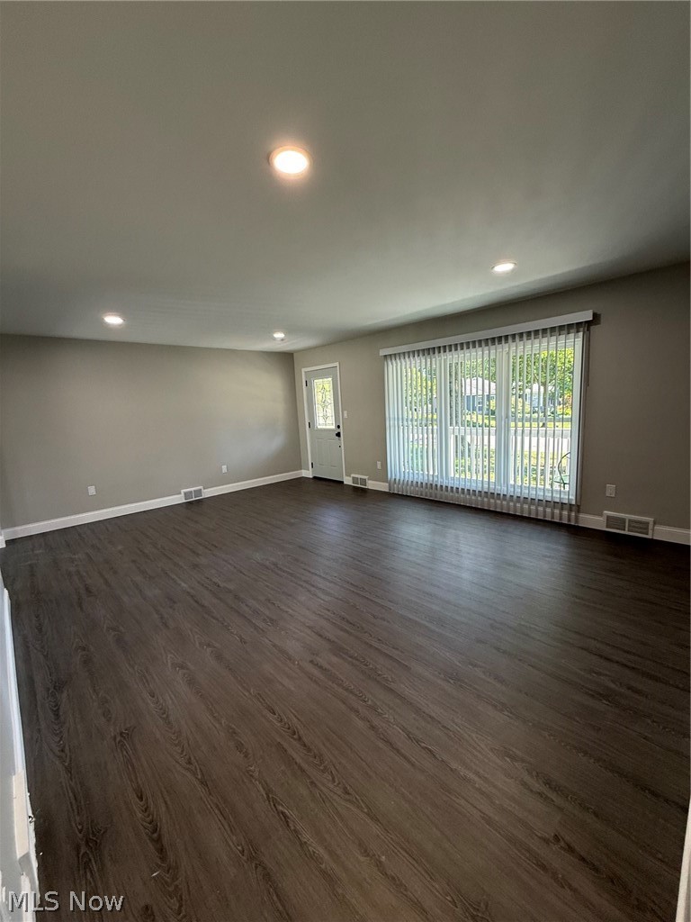 3045 Endicott Way Silver Lake OH 44224
