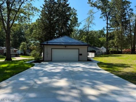 3045 Endicott Way Silver Lake OH 44224