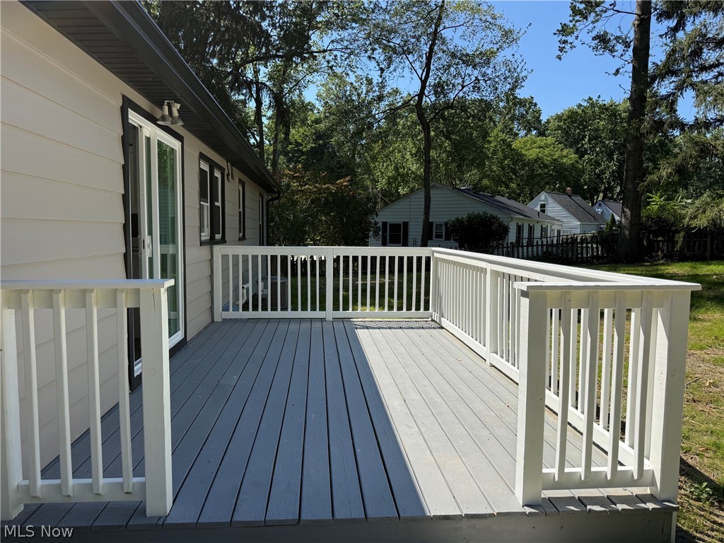 3045 Endicott Way Silver Lake OH 44224