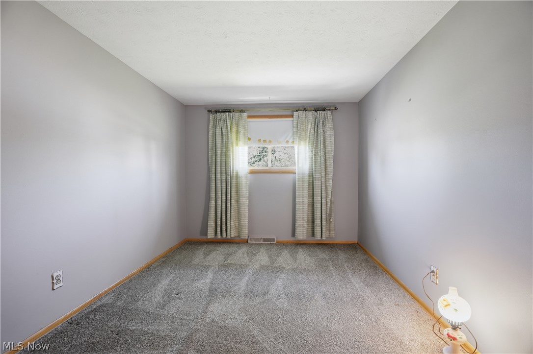 26670 Fairfax Lane North Olmsted OH 44070