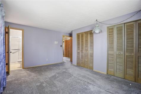 26670 Fairfax Lane North Olmsted OH 44070