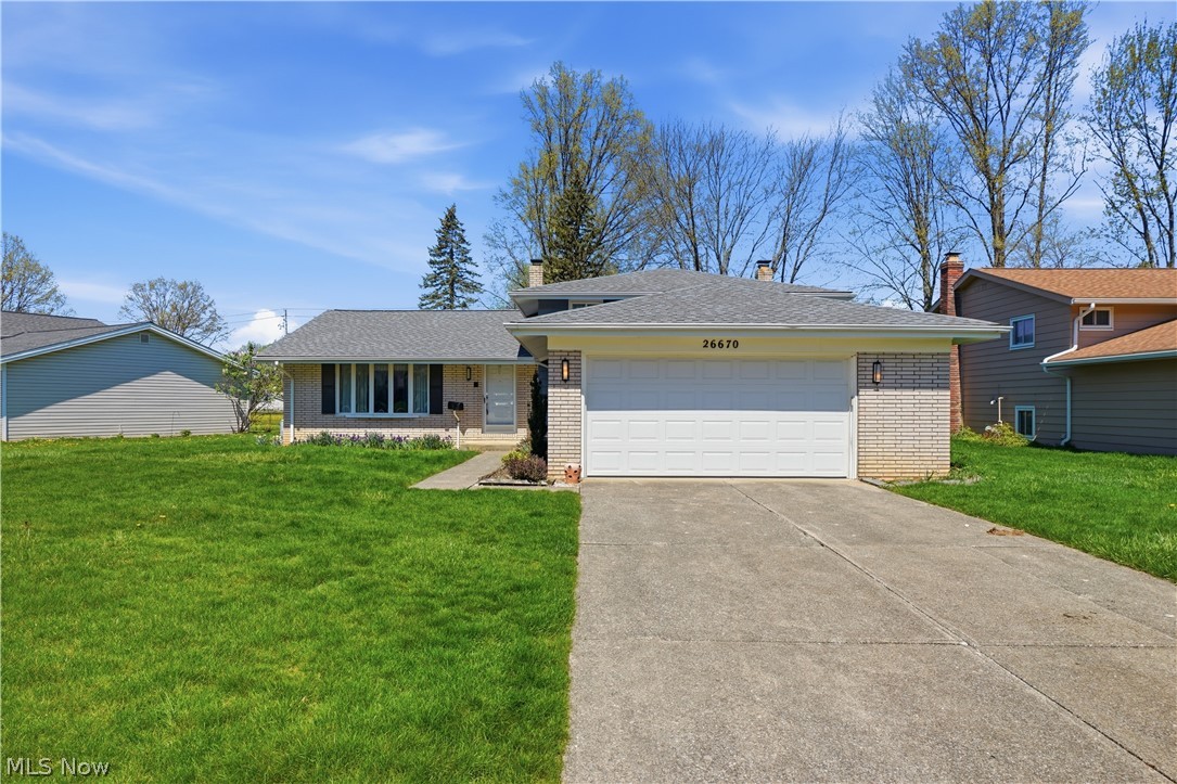 26670 Fairfax Lane North Olmsted OH 44070
