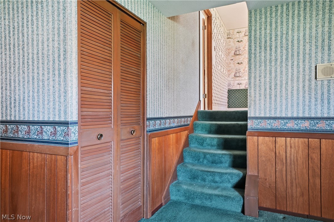 26670 Fairfax Lane North Olmsted OH 44070