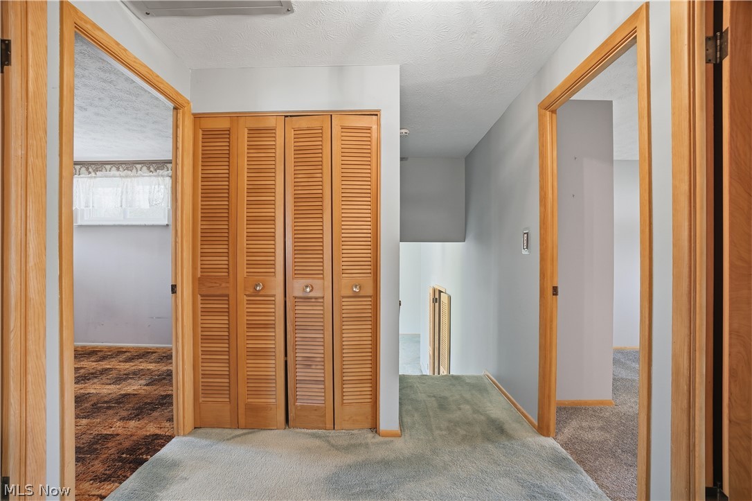 26670 Fairfax Lane North Olmsted OH 44070