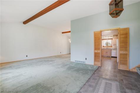 26670 Fairfax Lane North Olmsted OH 44070