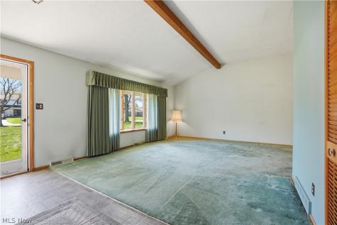 26670 Fairfax Lane North Olmsted OH 44070