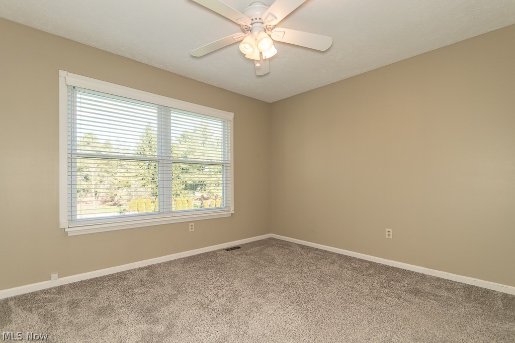 104 Woodbridge Crossing Chardon OH 44024