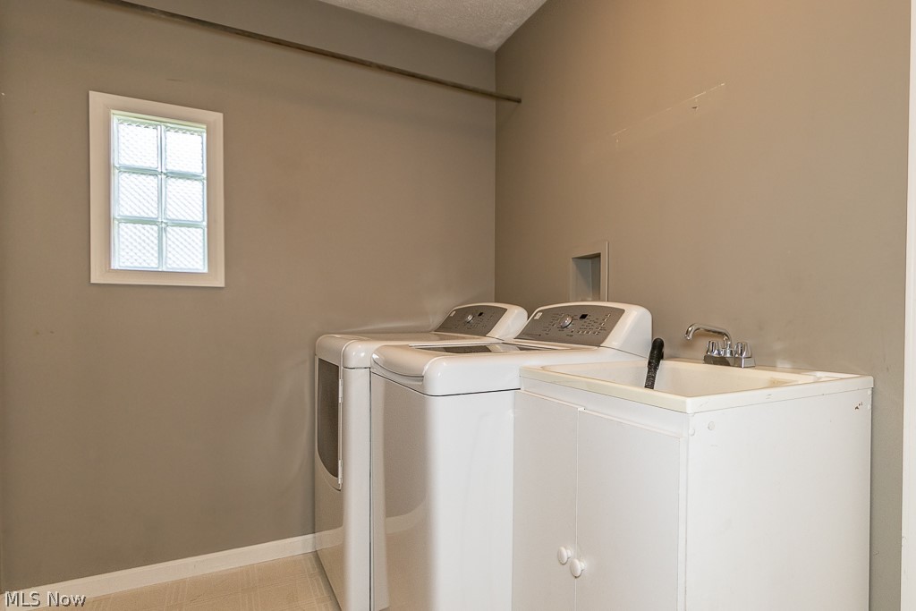 104 Woodbridge Crossing Chardon OH 44024