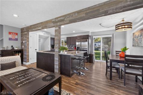 239 E 305th Street Willowick OH 44095