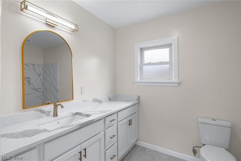 3229 W 52nd Street Cleveland OH 44102