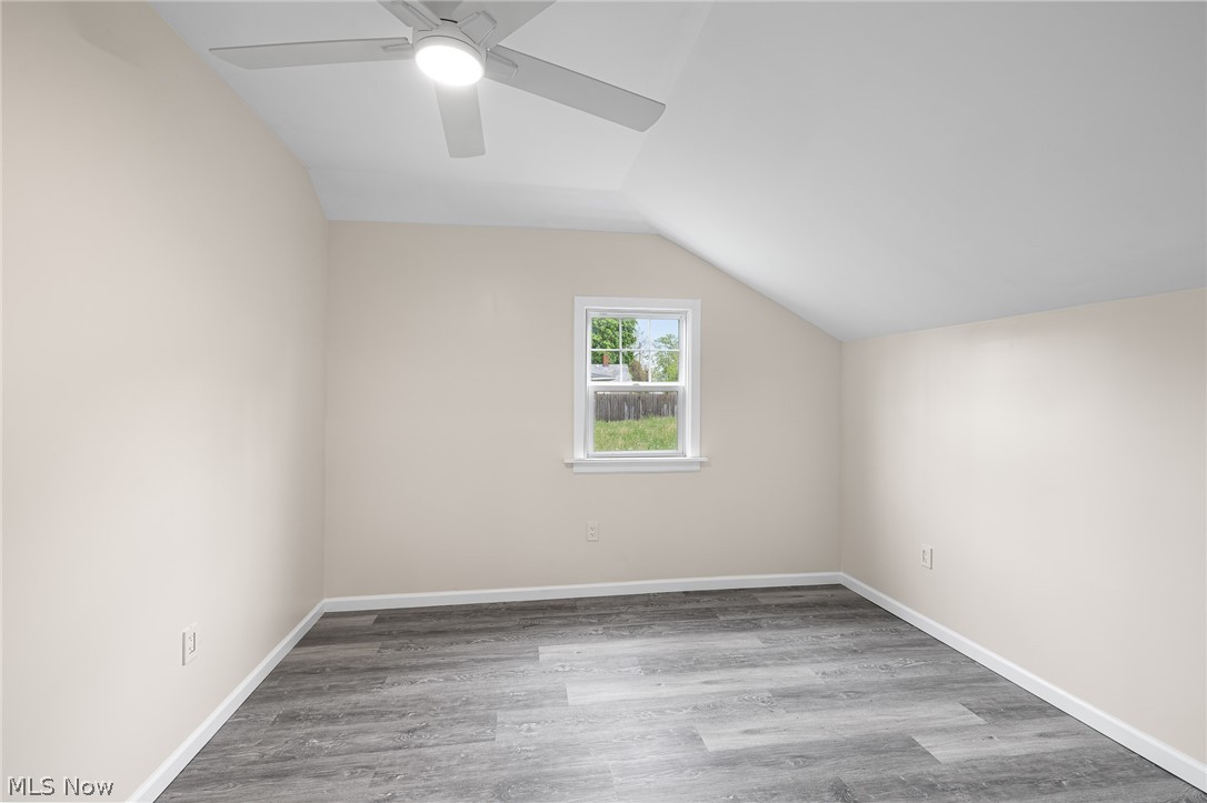 3229 W 52nd Street Cleveland OH 44102