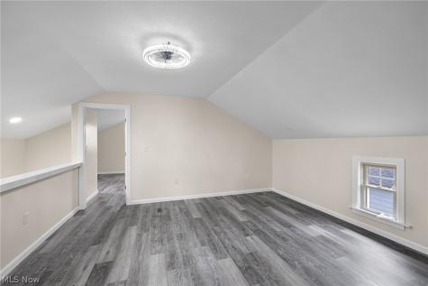 3229 W 52nd Street Cleveland OH 44102