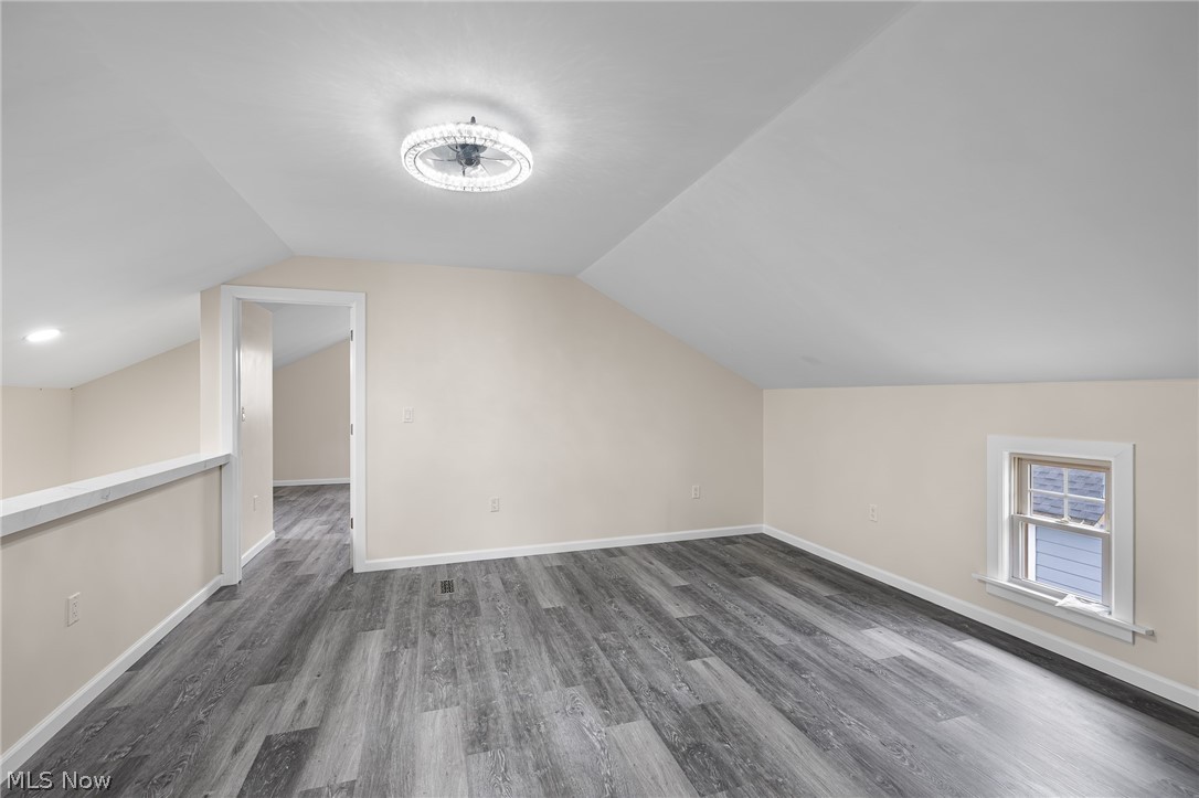 3229 W 52nd Street Cleveland OH 44102